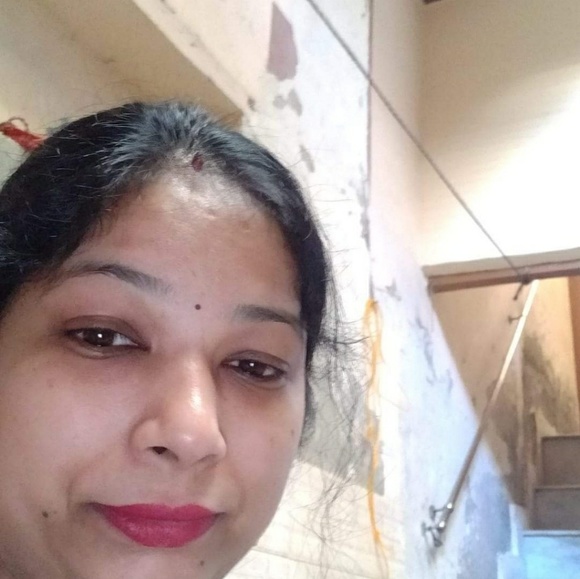 Meet your Posher, Swati - Picture 1 of 1